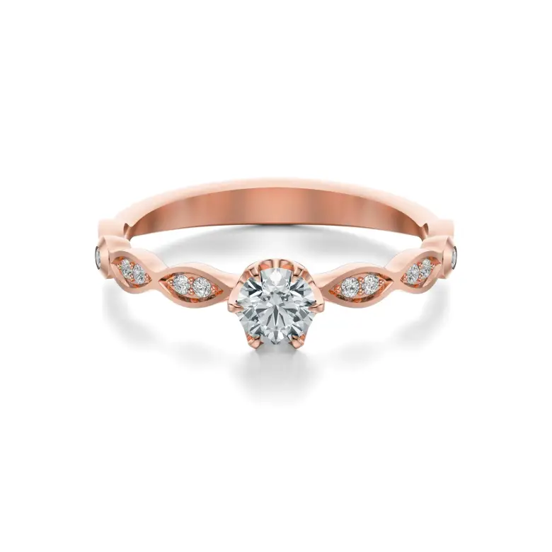 Pierścionek z różowego złota z diamentami